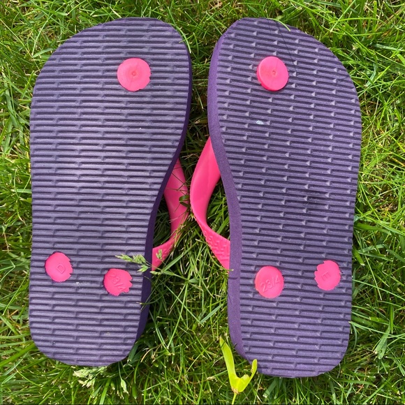 Havaianas Girls Flip Flops w/Charm - Picture 4 of 5